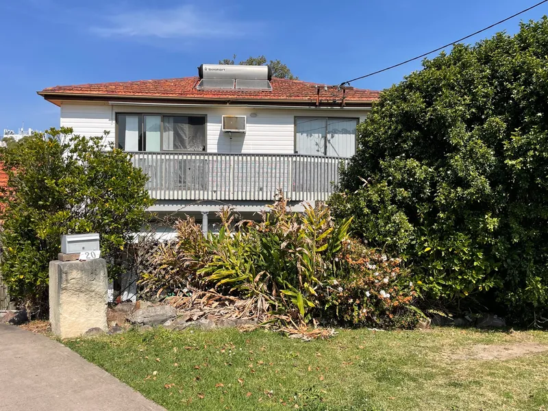 Three Bedroom Duplex With Utilities Included