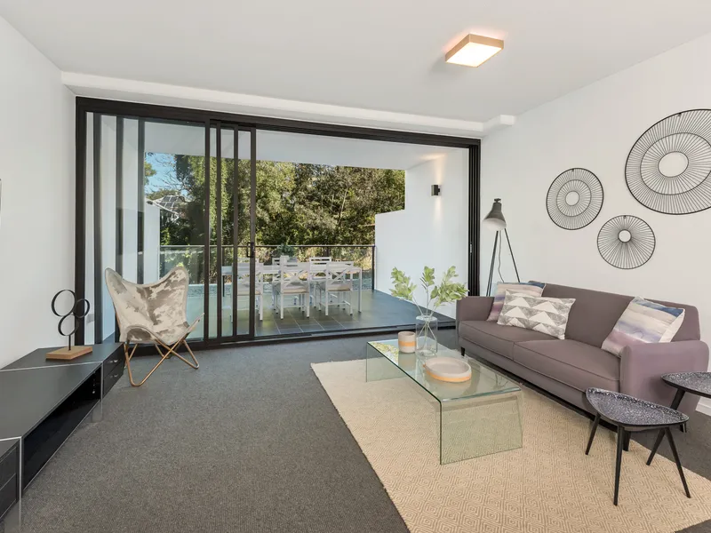 Spacious 1 Bedroom Apartment - FULLY FURNISHED, WHITE GOODS INCLUDED