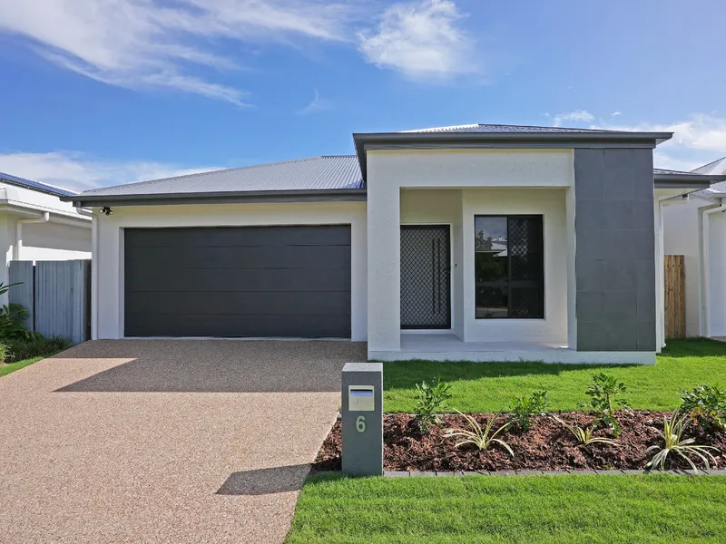 Brand new home in new golf course estate