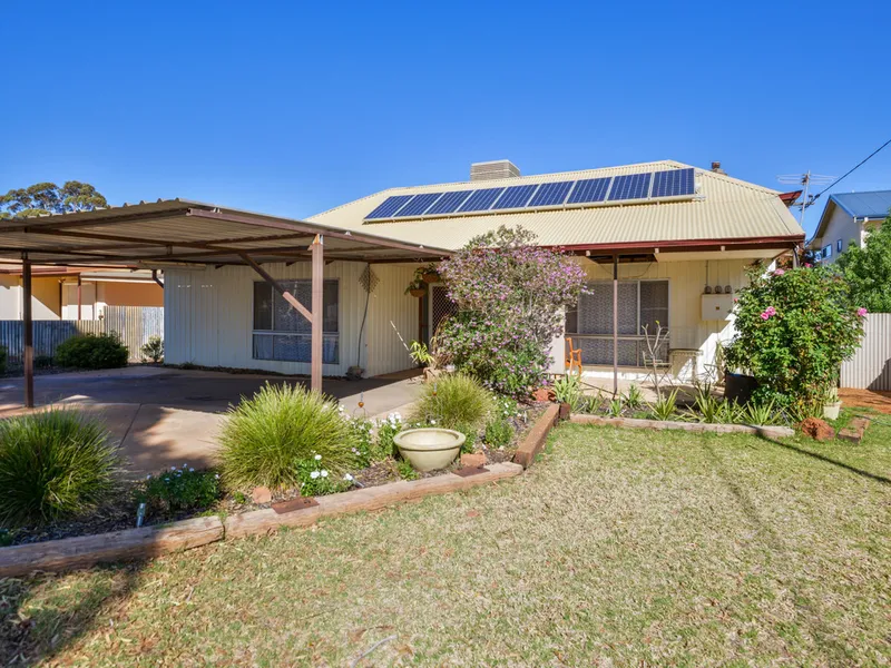 Character Filled Residence In The Heart Of Lamington