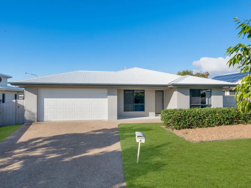 Home sweet home - Big Yard - Side Access - Perfect Location