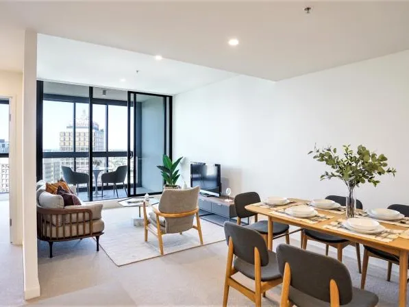 3 Bedrooms with Study Apartment For Lease