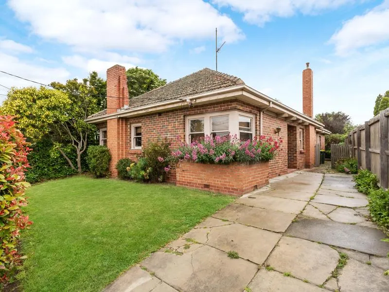 Cosy home in Lake Wendouree!