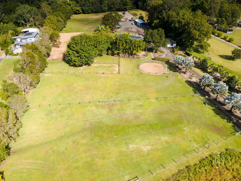 Noosa Boutique Horse Proerty