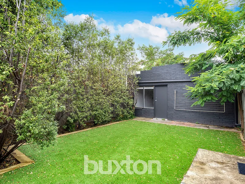 A BREATH OF FRESH AIR - DOUBLE STOREY BEAUTY IN HOT SPOT!