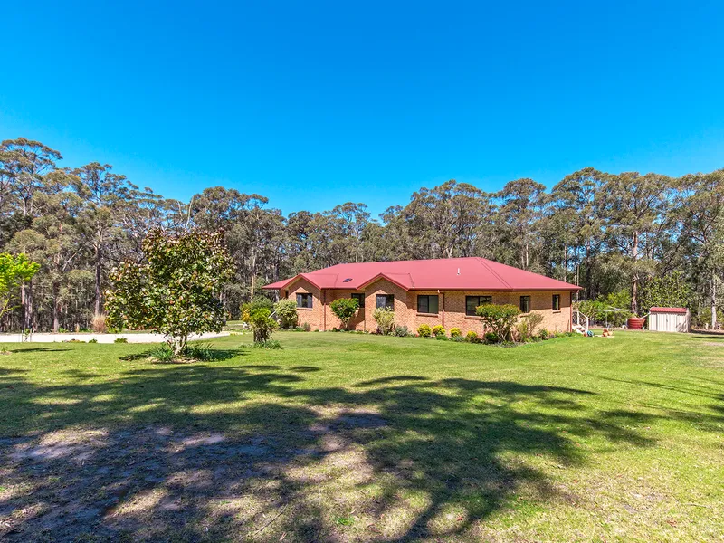 Country Life On 5 Acres 