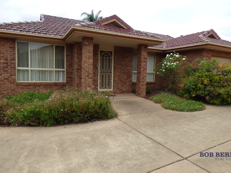 2 Bedroom Unit in South Dubbo Gated Estate