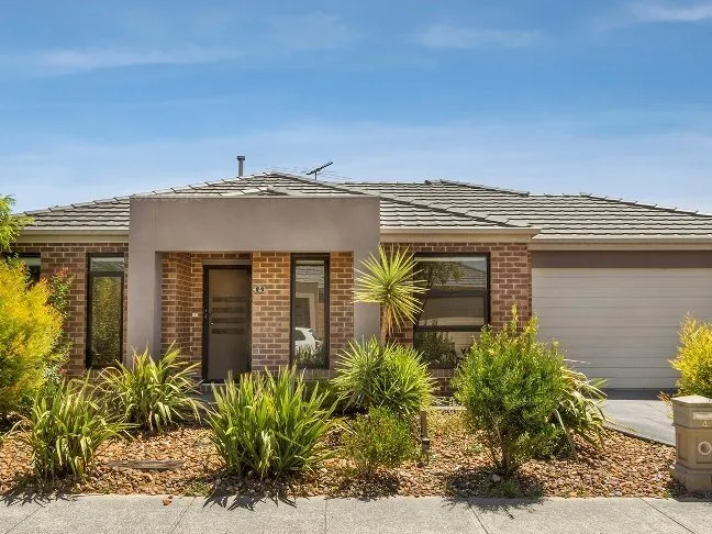 Prime Featherbrook Location filled with Quality and Versatility.