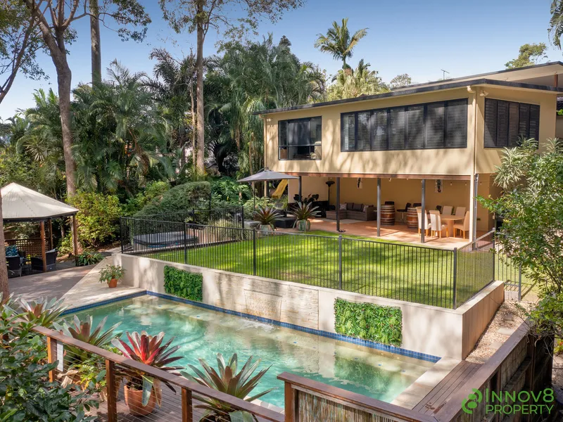 Your Very Own Tropical Oasis That’s Ideal For Entertaining Or Just Relaxing!