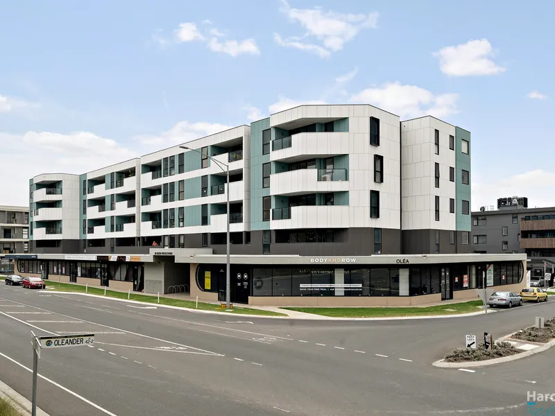 LIVE THE EXECUTIVE LIFESTYLE WITH CITY VIEWS 