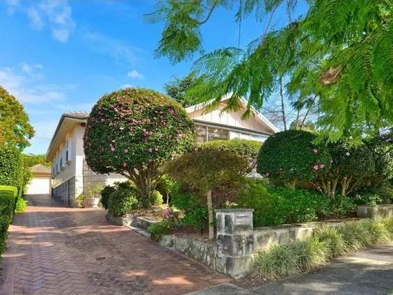 Charming family home in convenient location