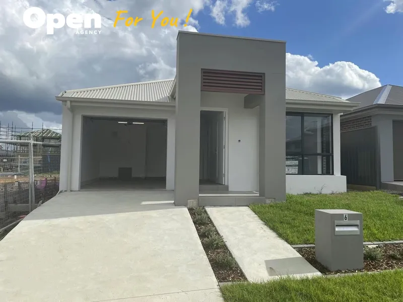 Four Bedroom Family Home Now Leasing!!!