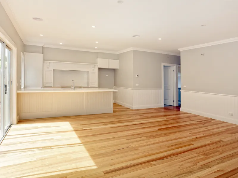 ONLY ONE LEFT - BRAND NEW & BEAUTIFUL!!! STUNNING TOWNHOUSES IN THE HEART OF TOWN - ALMOST COMPLETED!