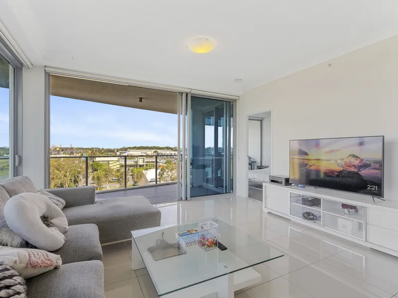 Stunning Views and Spacious Secure Luxury Living
