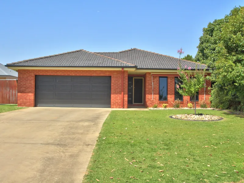 Perfect location close to the River