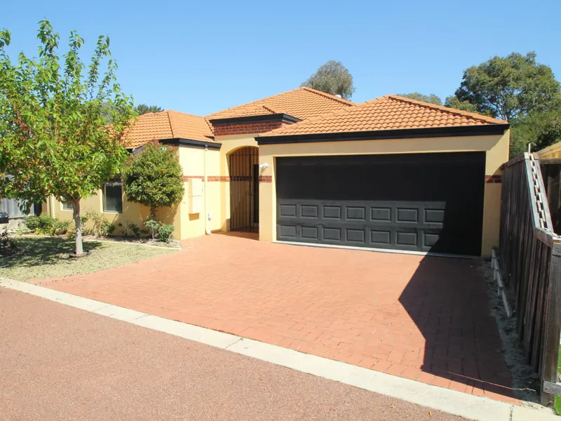 BIG FAMILY HOME IN STUNNING LOCATION