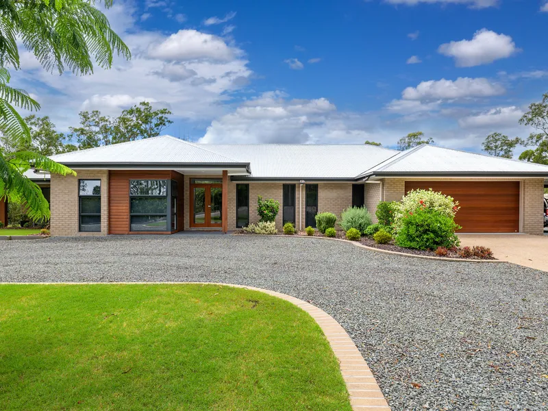 Family Oasis on 50 Fun and Private Acres!