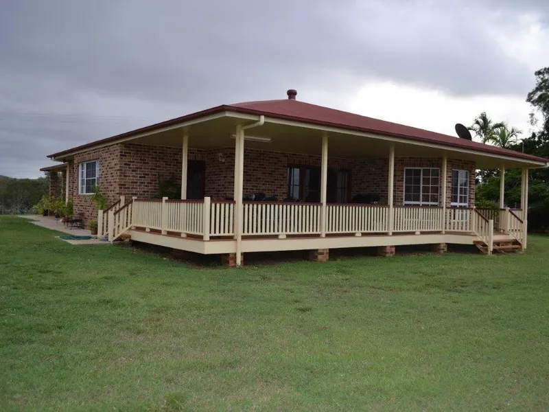 Unique Hilltop Property With Magnificent 4 Bedroom Cavity Brick Home And Huge Industrial Grade Shed