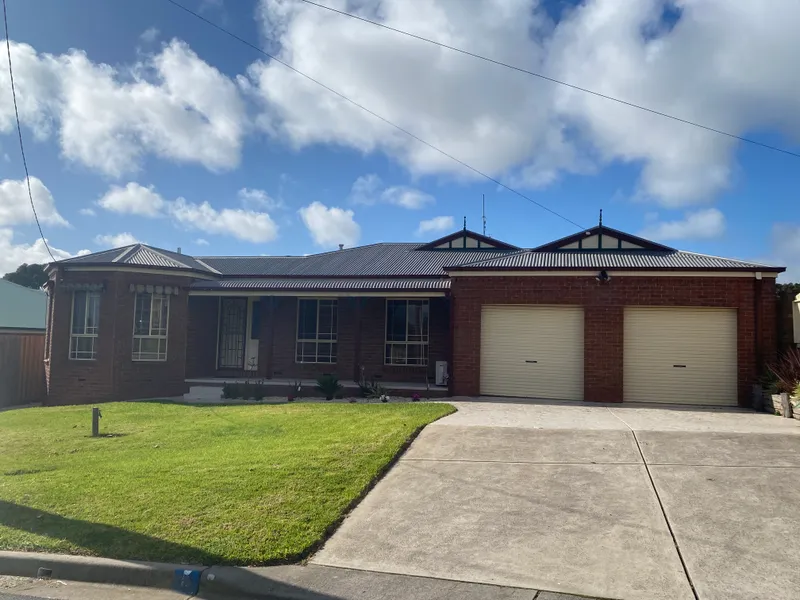 3 Bedroom Plus Large Office Home in Incredible Location