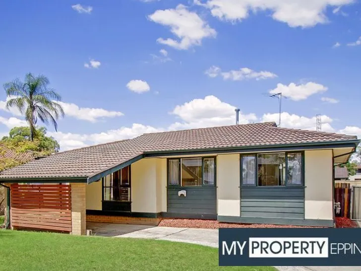 RENOVATED FAMILY RESIDENCE WITH AIR-CONDITIONING & LARGE YARD