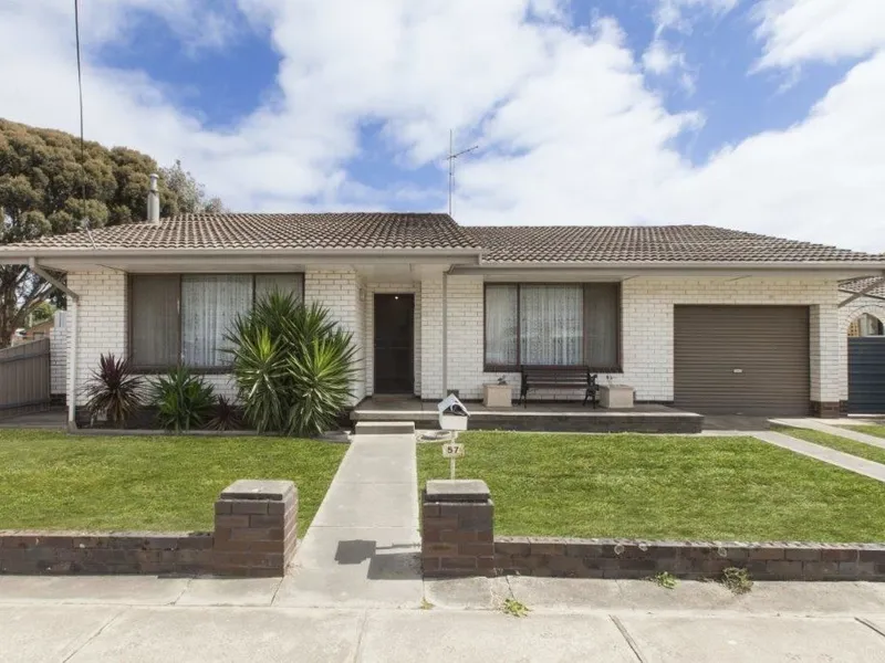 Fabulous First Home or Portfolio Addition