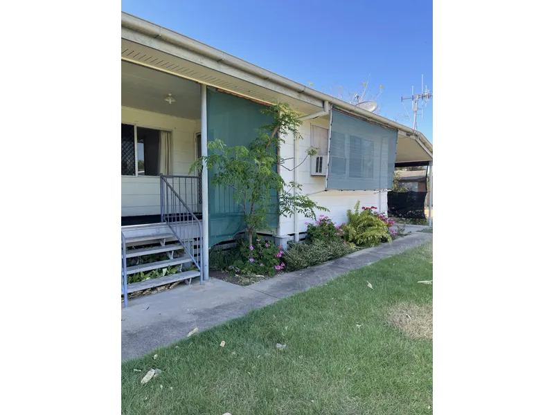 Neat and tidy 2 bedroom duplex