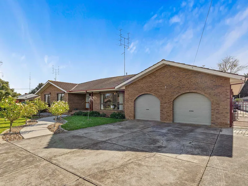 Large Family Home on a Huge Block with a Pool!