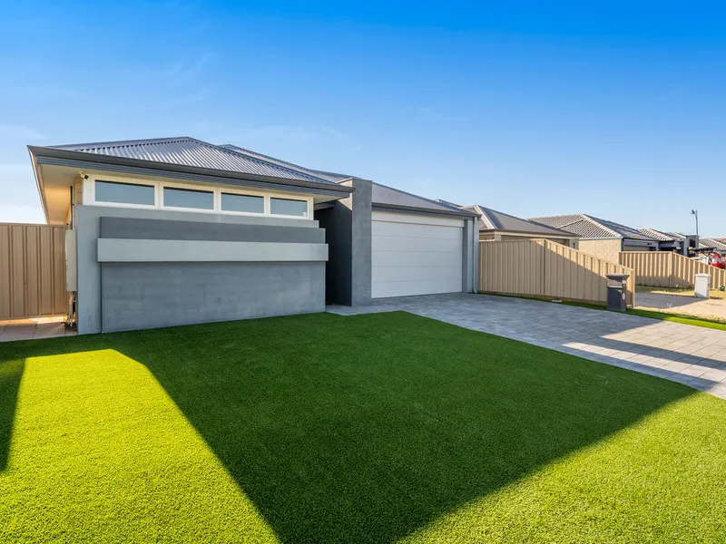 Lush low maintenance living!