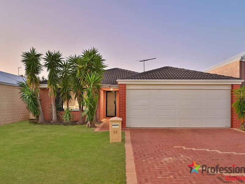 Open Plan Living with Private Courtyard
