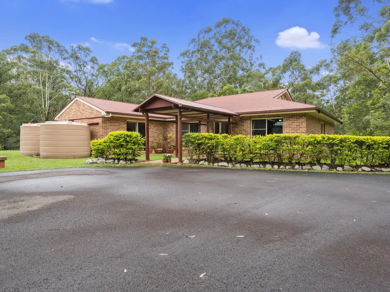ALMOST 20 ACRES – A PRIVATE NATURE LOVER’S PARADISE