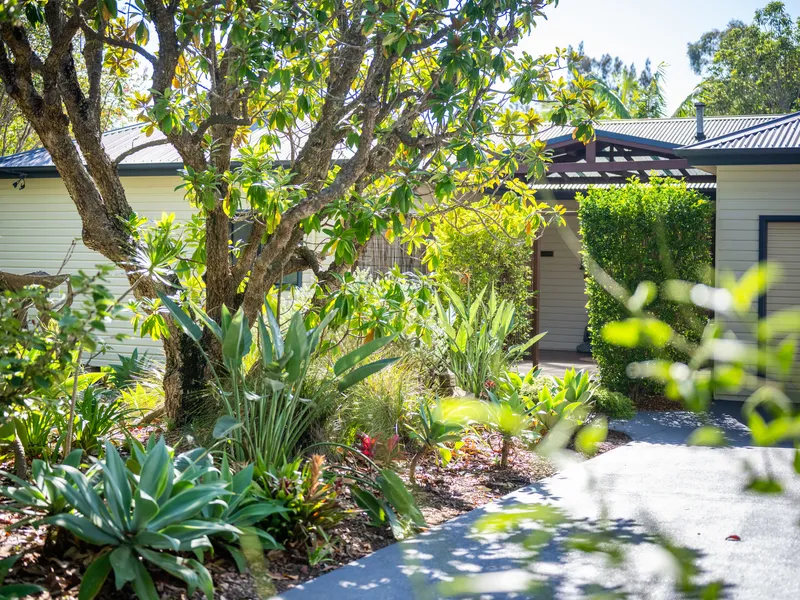 Airlie – A Rare Property Offering with a 3-bedroom Home, + Studio