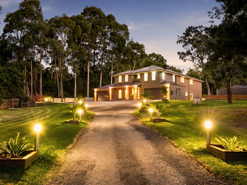 EXECUTIVE LIVING