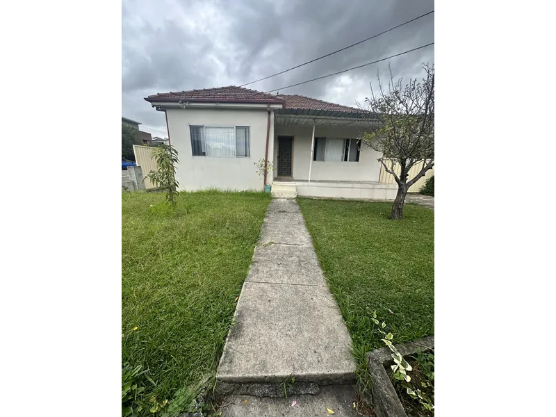 Great Location- Plenty of yard space.