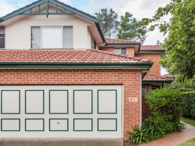 3 Bedroom townhouse In Quiet Location Only Minutes to Amenities