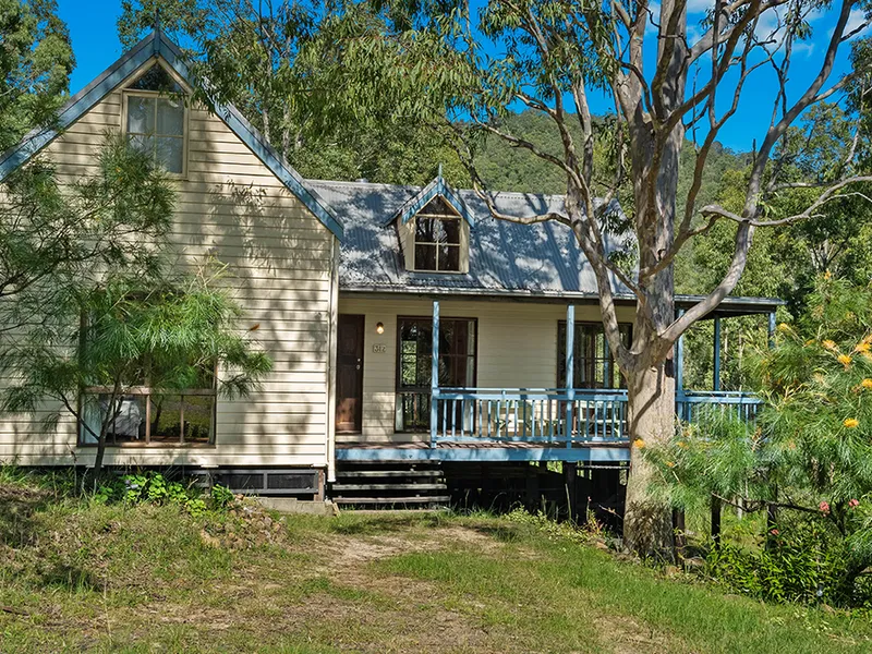 A Magic Escape - Tahoe Cottage on Tahoe Acres
