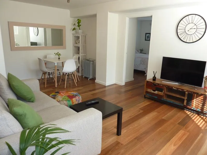 Two-Bedroom Apartment in a Prime Newtown Location
