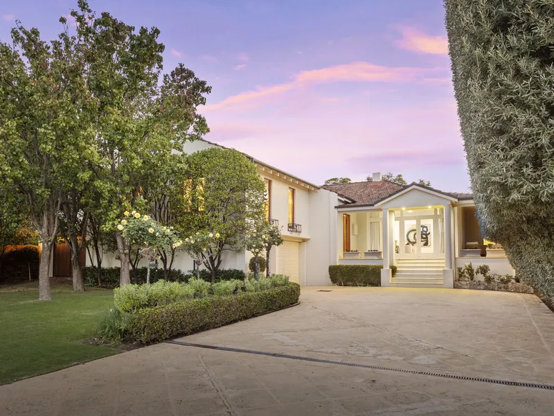 FAMILY LIVING IN THE JUTLAND PARADE RIVER PRECINCT