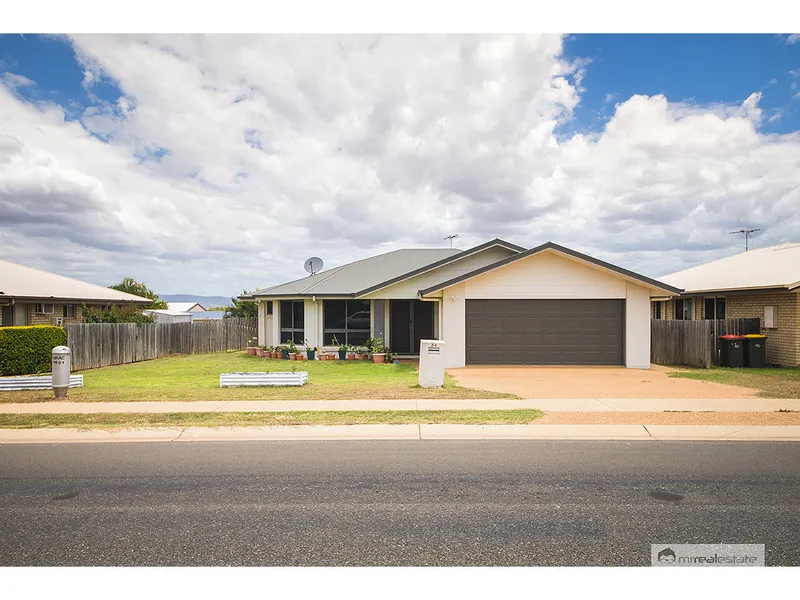 STYLISH, RENDERED, 4 BEDDER