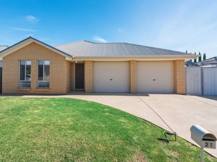 Stunning family home in a beautiful sought-after location