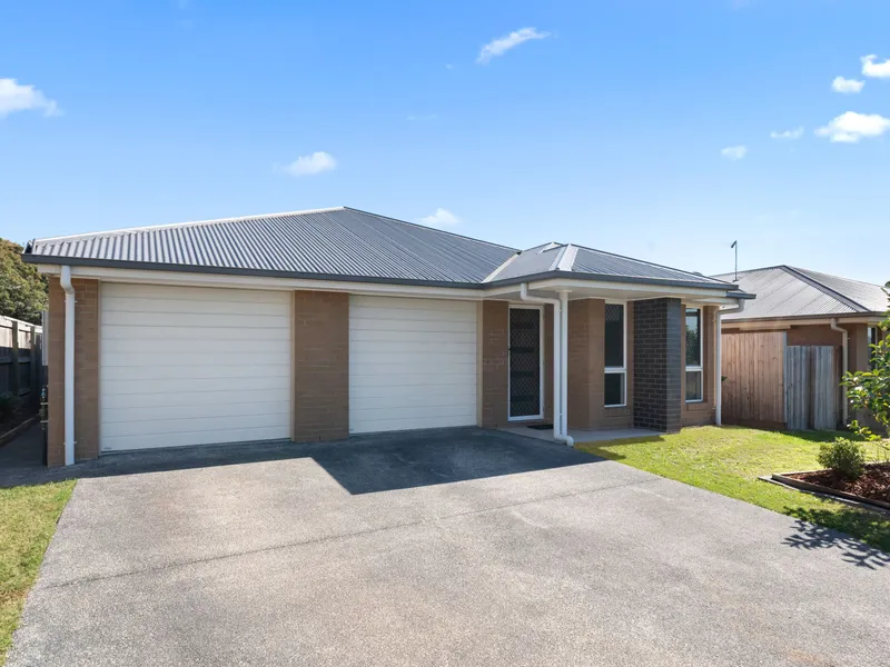 Take advantage of this Beautifully designed duplex -  Current Weekly Rent Return $ 615 per week