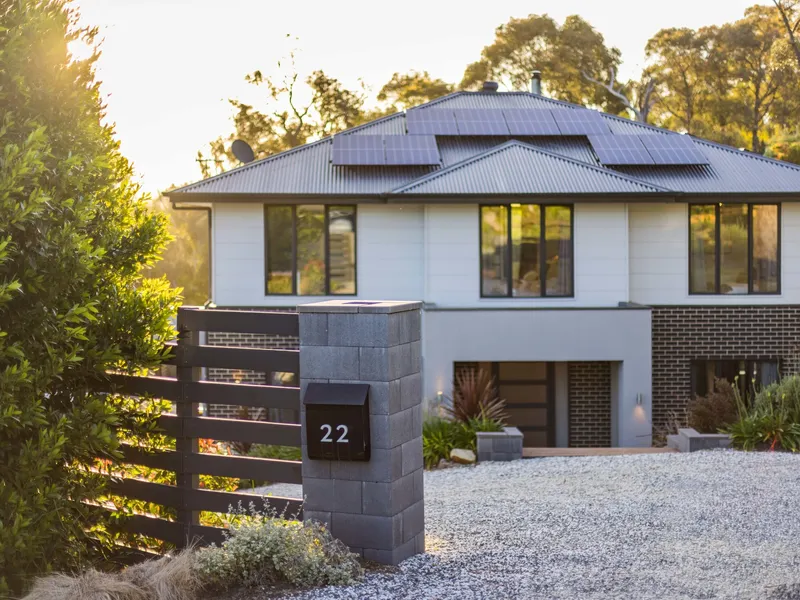 For a fresh start with a beautiful ending, choose a two-level home of rare substance, scale and style in a special setting…