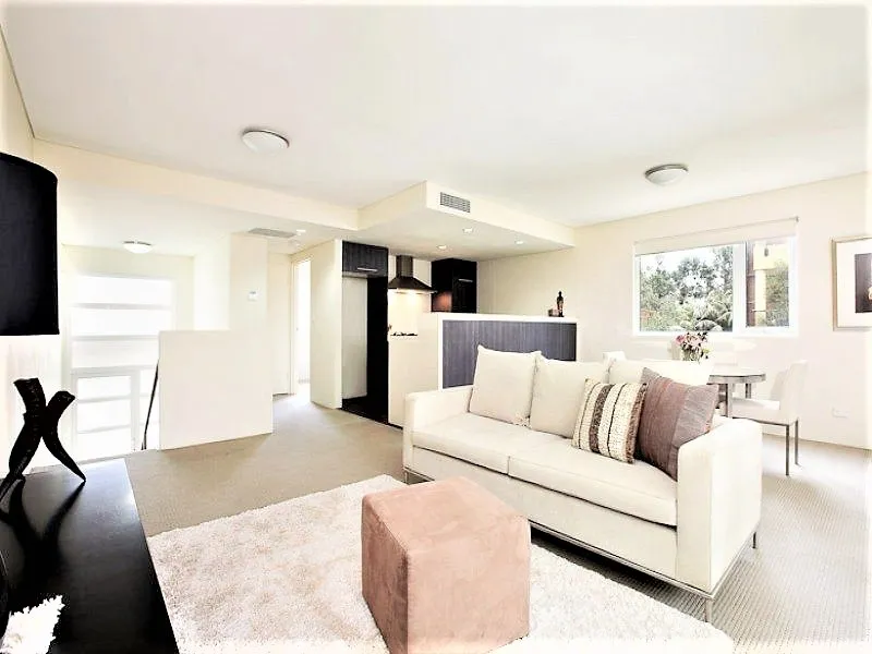 North Facing Townhouse-Style Terrace Apartment- the ultimate convenience walk to Chatswood rail, Interchange, Westfield, and schools