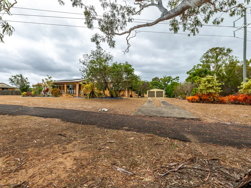 THE OPTIONS ARE ENDLESS – SUBDIVIDE TO 3 SEPARATE TITLES OF LAND