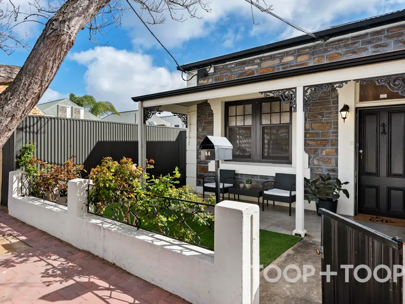 Gorgeous bluestone gem