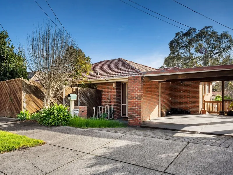 PRIME LOCATION IN BOX HILL NORTH