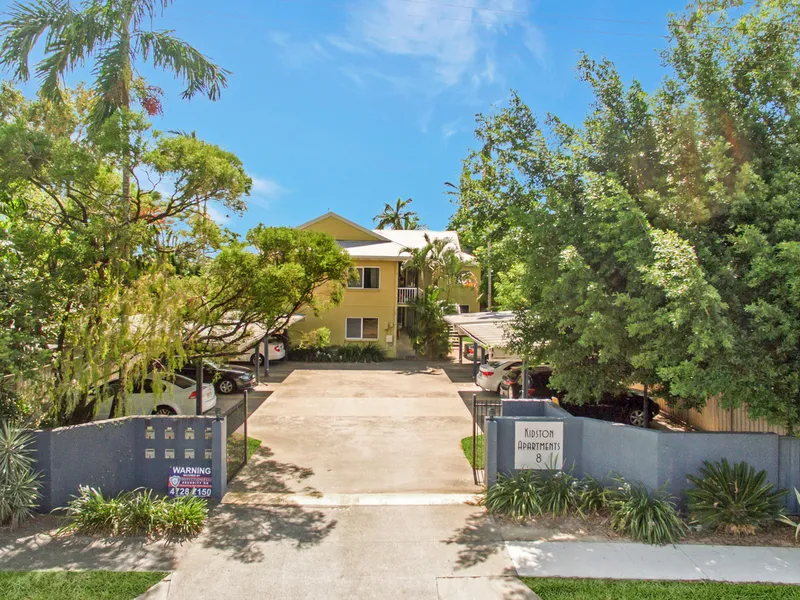 Renovated unit on city fringe ! 