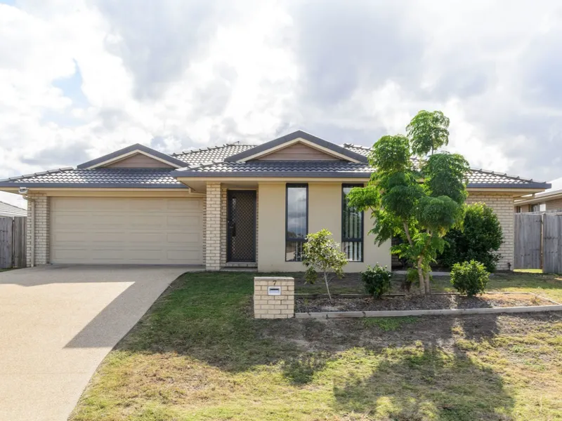 FAMILY HOME IN CALLIOPE WITH SIDE ACCESS