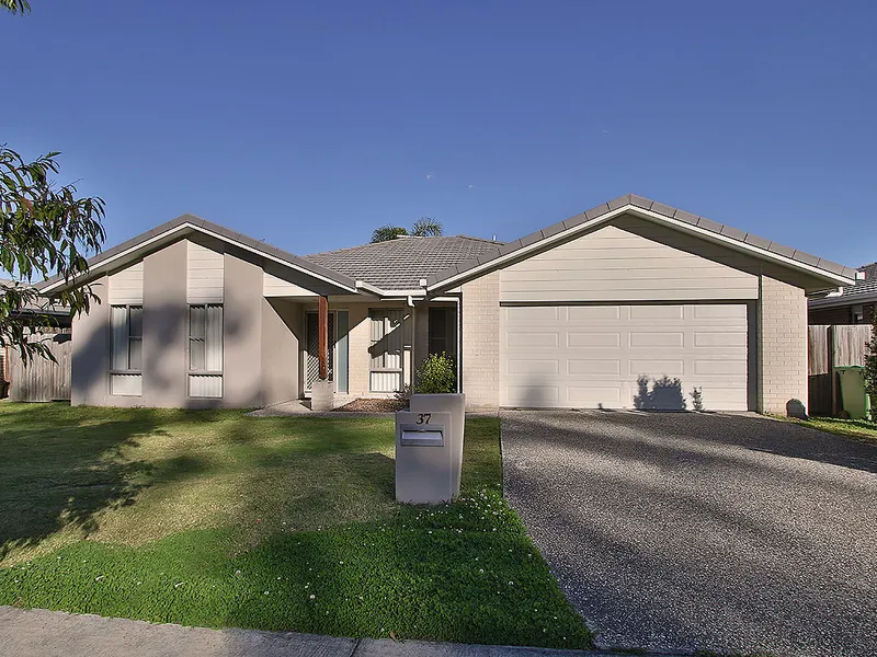 MAKE NO MISTAKE, OUR OWNERS SAY SELL!