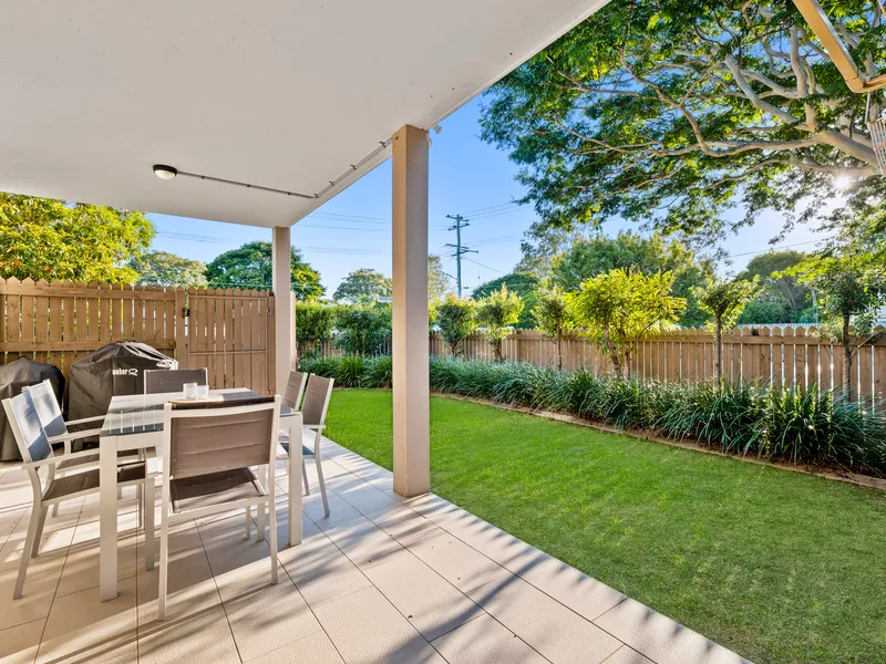 Charming 2 Bed, 2 Bath Unit with Spacious Courtyard in Zillmere
