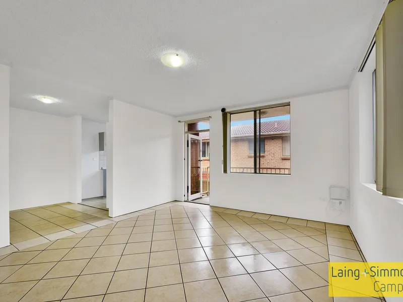 Large Unit With Tiled Floors, Close To Station